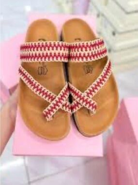 Women's Red Woven Toe-Ring Sandals